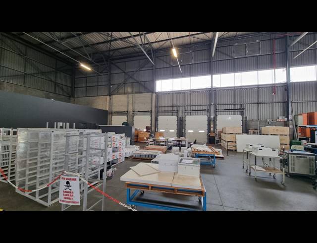 2,052M² WAREHOUSE TO LET IN GLEN MARAIS